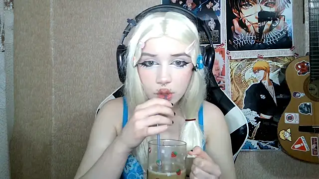 MilaTyan online show from March 15, 5:15 pm