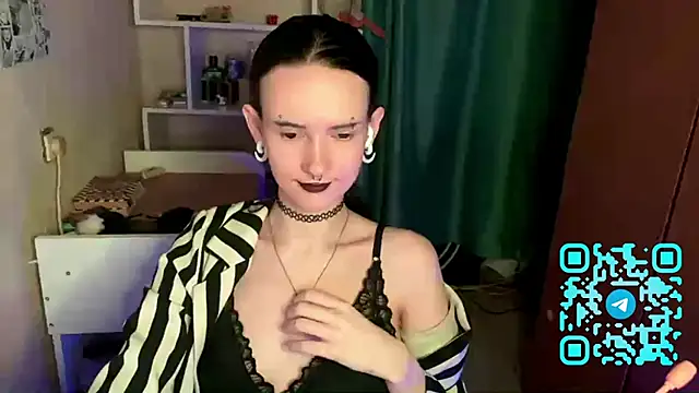 MabelDefina online show from April 23, 12:29 pm