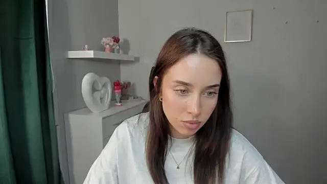 AdeleSolo online show from April 30, 12:43 pm