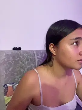 I Samanthaa online show from April 13, 11:05 pm