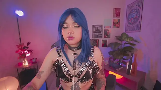 violette clerk1  online show from February 28, 8:41 pm