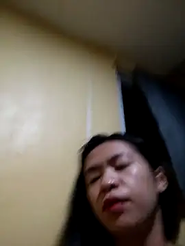 Luna Moonfang online show from April 18, 9:15 pm