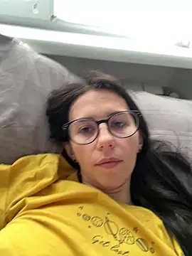Oliviyalove  online show from June 12, 1:41 pm