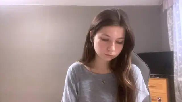 LunnaBliss online show from March 6, 3:29 pm