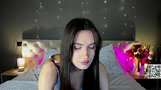 Adele Lanea online show from June 4, 1:00 am