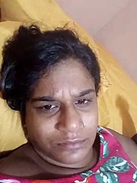 indianstrawberrylips4u online show from April 19, 6:57 am