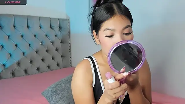 eva cutee  online show from April 27, 11:13 pm