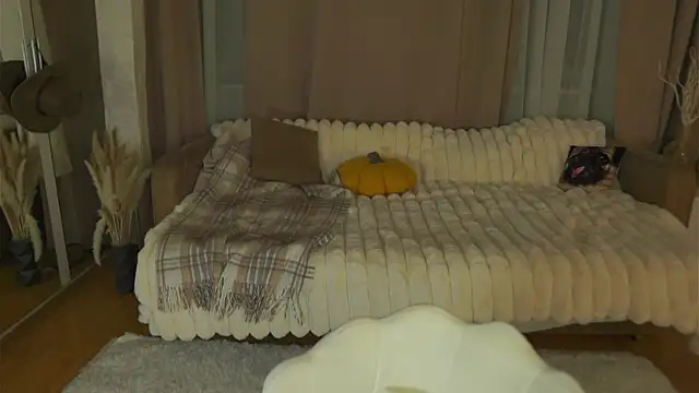 SherryBoone online show from April 25, 6:16 pm