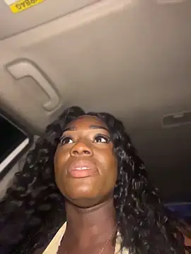 ZarahFerreira online show from April 25, 11:57 pm