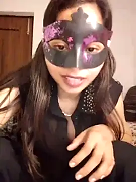 cute girl 29 online show from April 3, 7:45 pm