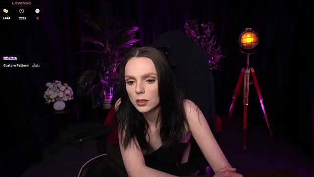 Wild Alice me online show from April 24, 3:04 pm