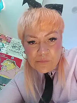 lady polka online show from March 11, 9:06 pm