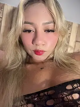 Dulce Sofi  online show from June 15, 10:21 pm