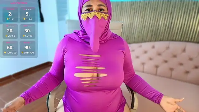 Nadia Privee online show from February 23, 9:25 pm