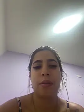 Sophiexx  online show from April 23, 1:35 pm