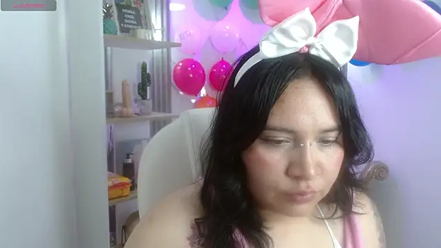 jackie tk online show from April 27, 7:44 pm