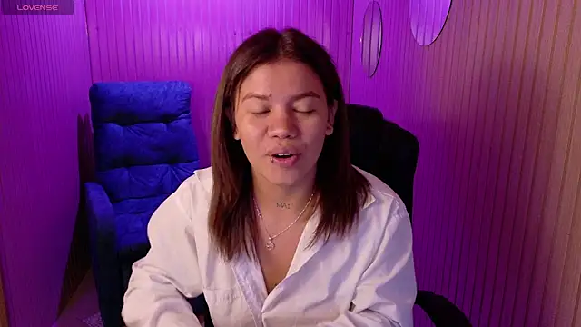 Alessia Monroe  online show from April 27, 9:12 pm