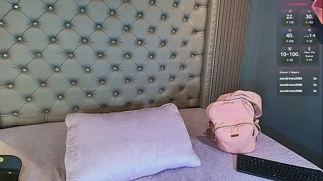 NAOMI cute  online show from April 23, 5:59 pm