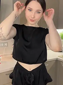 Tiny BunnyX online show from April 19, 6:24 am