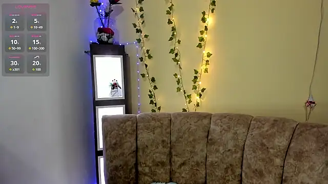 little  eva online show from March 11, 8:11 pm