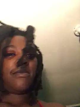 Keishiecakes online show from March 6, 3:01 am