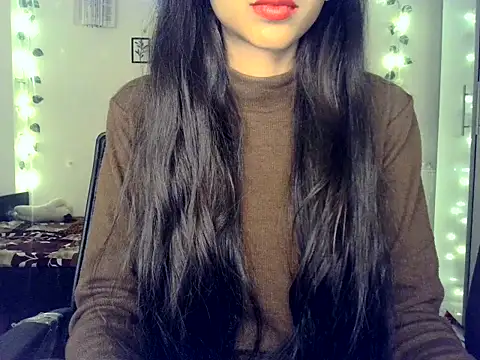 SIKSHA SINGH online show from April 8, 2:30 pm