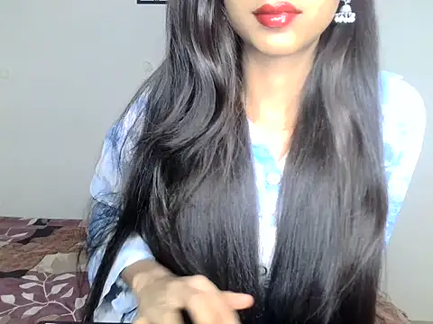 SIKSHA SINGH online show from April 22, 7:11 pm