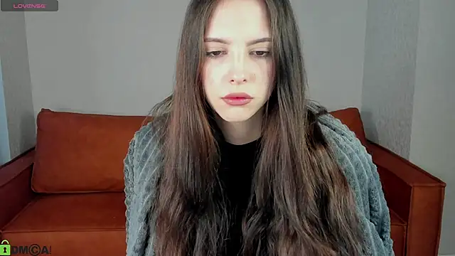 elise robbie online show from March 27, 1:07 am