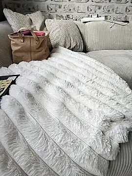 Emma12117 online show from April 27, 9:39 am