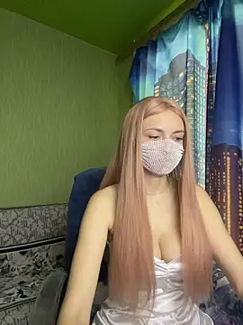 SophieBlackwood online show from June 4, 6:51 am