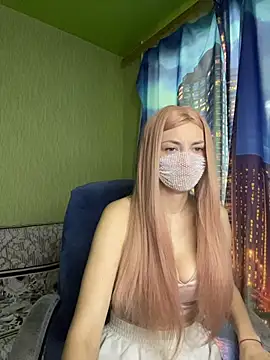 SophieBlackwood online show from June 8, 6:47 am