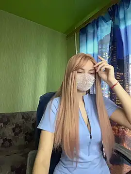 SophieBlackwood online show from April 20, 8:28 am