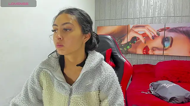 angell cooper8 online show from April 21, 12:12 pm