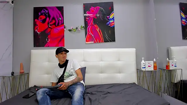 ahsly78Bryan online show from May 16, 8:08 pm