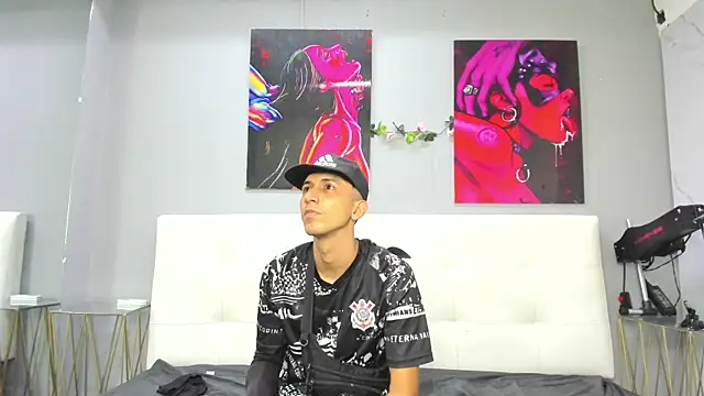 ahsly78Bryan online show from April 27, 7:22 pm