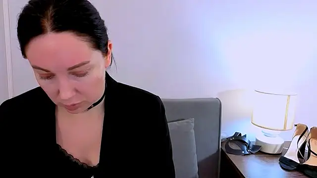 MiaFair online show from March 2, 4:14 pm