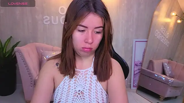 Kylia a online show from April 23, 1:02 pm