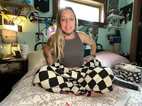 Sarasweets33 online show from June 18, 6:57 pm