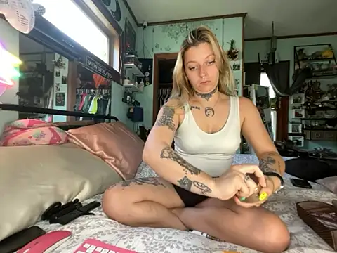 Sarasweets33 online show from June 11, 8:27 pm