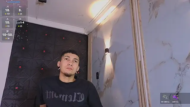 Logan and Reachel online show from April 22, 11:51 am