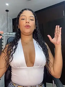 Miaafoxx   online show from March 30, 8:08 pm