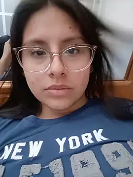 Rosyshadow online show from June 7, 7:53 pm