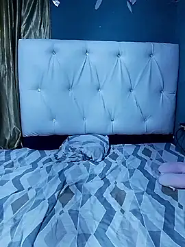 karimbrunette online show from March 27, 3:30 am