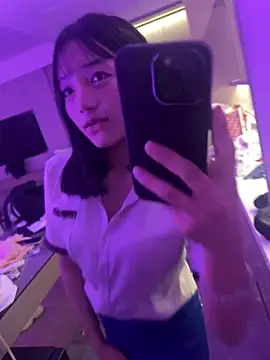 zhuendong000001 online show from May 17, 11:42 am