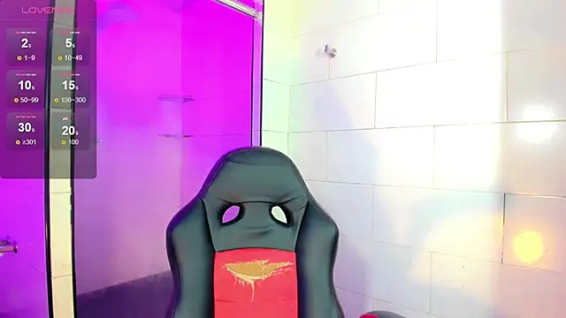 venus exe online show from April 10, 12:00 pm