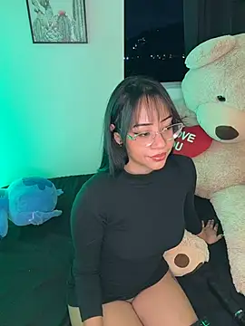 AriaKyle online show from April 25, 2:47 am