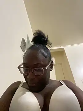 Sinfulwaterfalls online show from April 21, 3:02 am