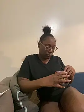 Sinfulwaterfalls online show from April 22, 4:20 am