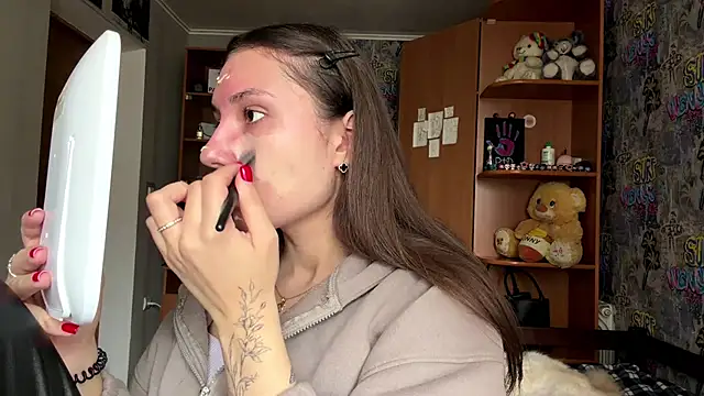 poly princess online show from April 18, 9:12 am