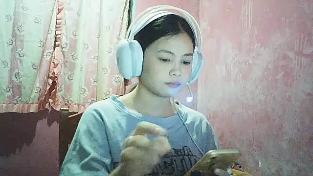 DessertFlower online show from April 26, 3:48 am